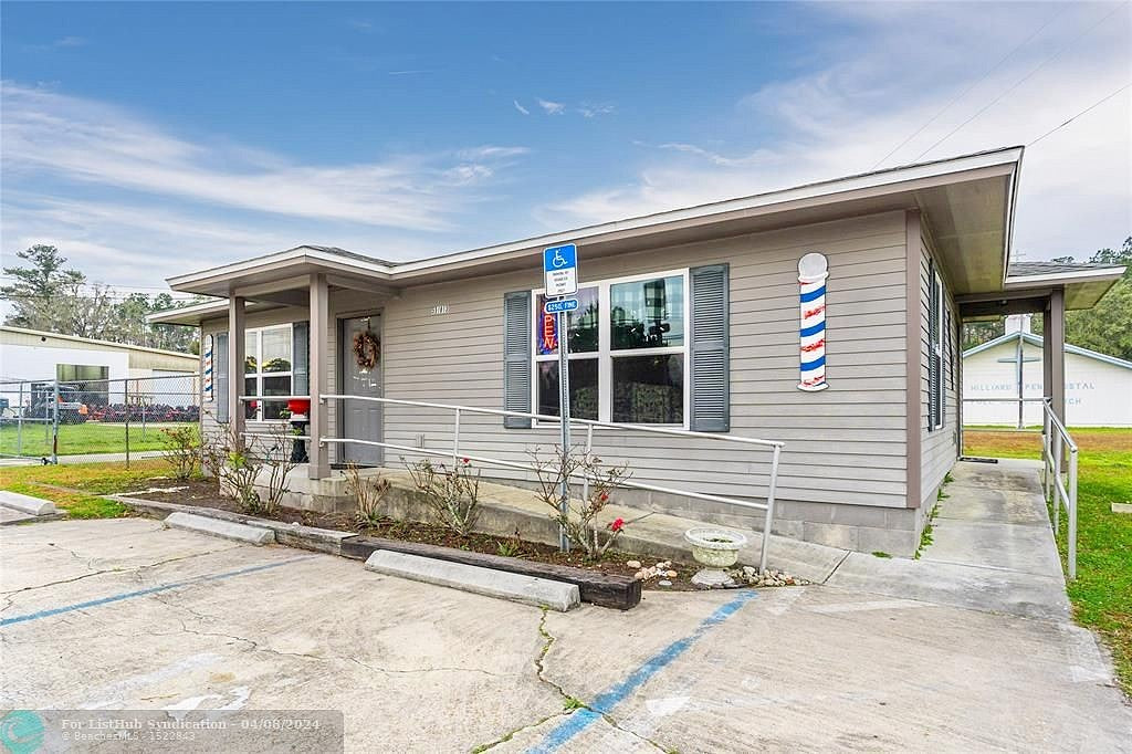 551815 N US Hwy 1