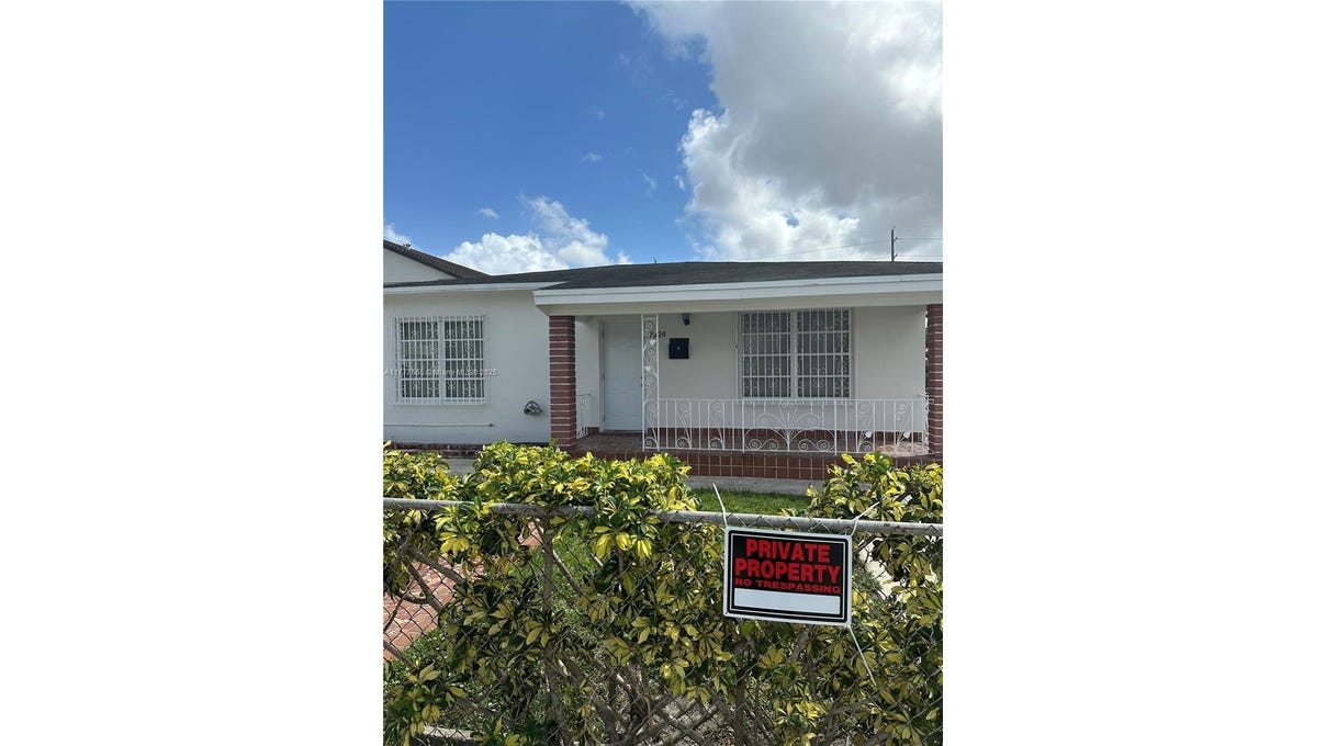 2059 NW 24th Ave