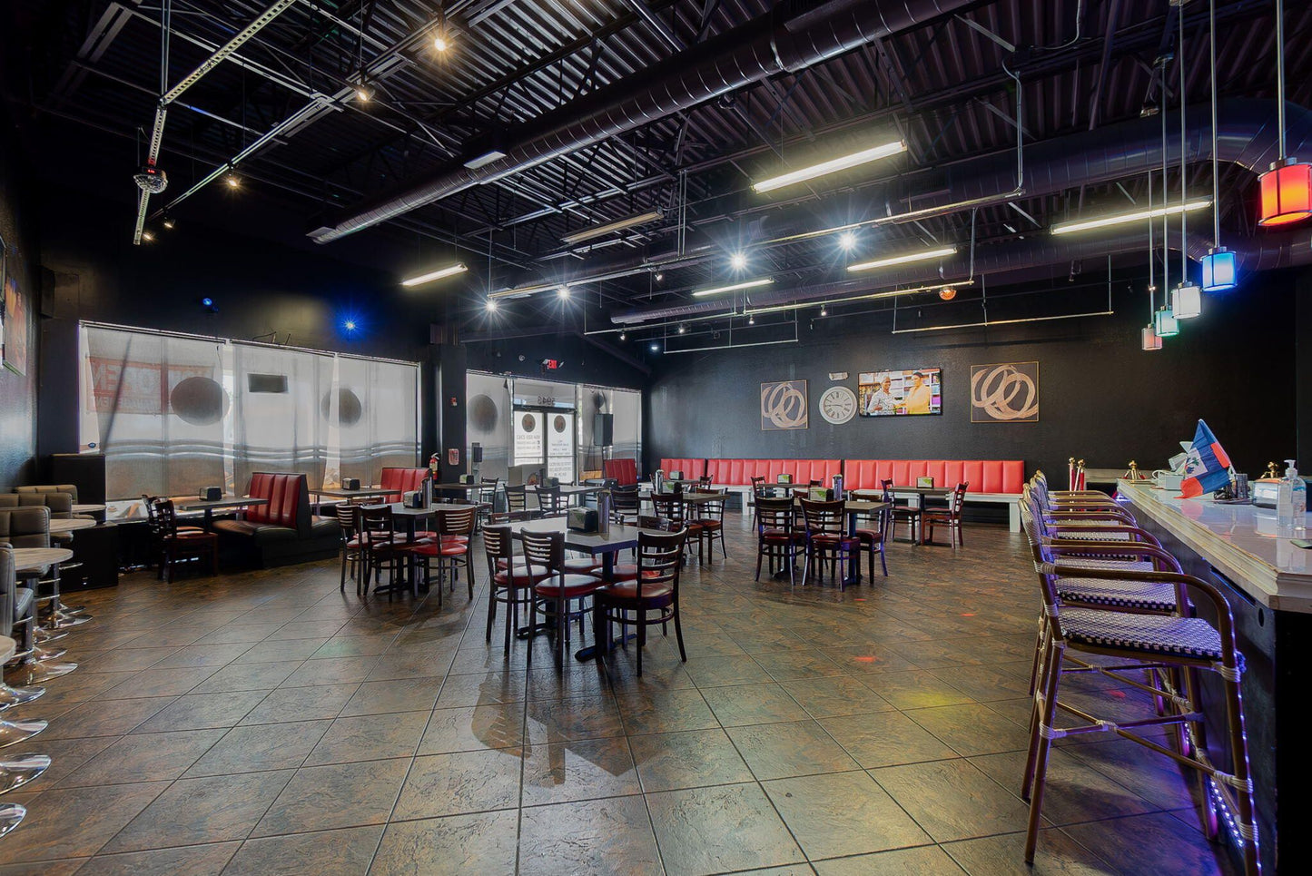 5943 W Oakland Park Blvd