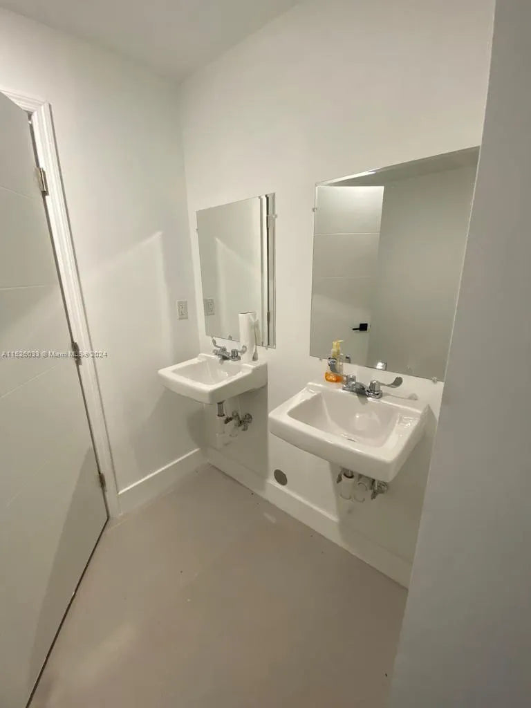 4200 NW 2nd Ave Unit 4202