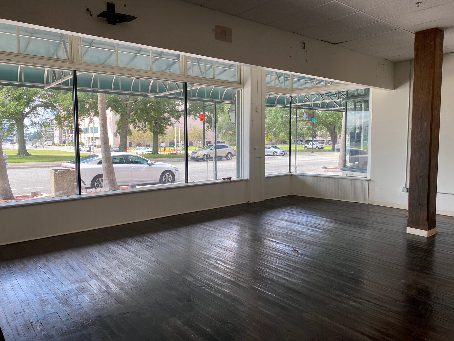 301 E Bay St Unit 3-4