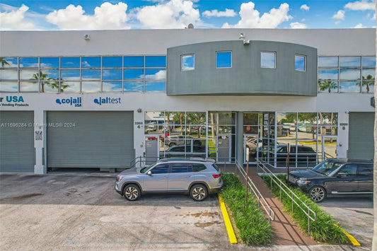 2200 NW 102nd Ave Unit 4B