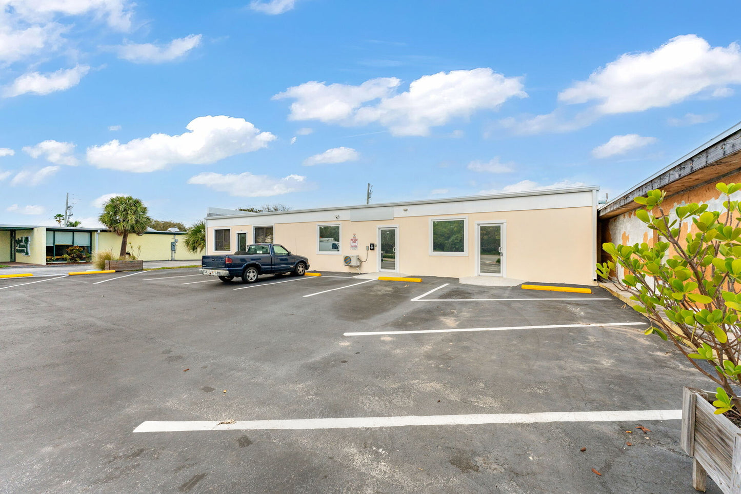 315 Minutemen Cswy Unit 1st Fl