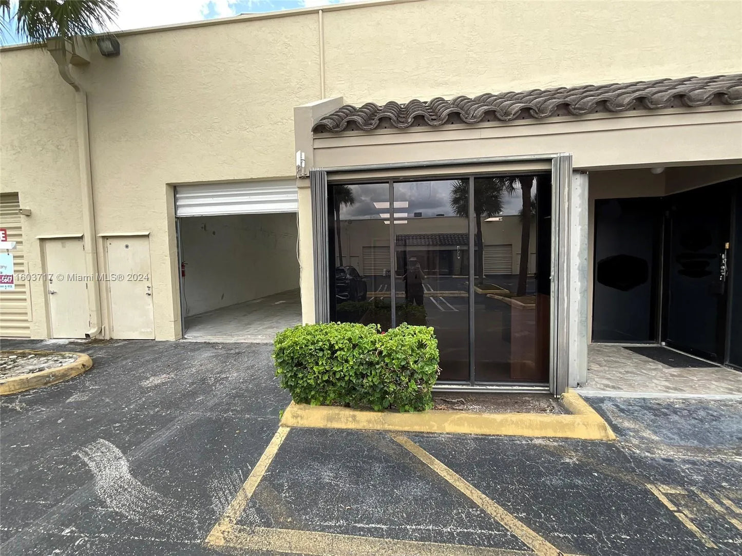 6175 NW 167th St Unit G10