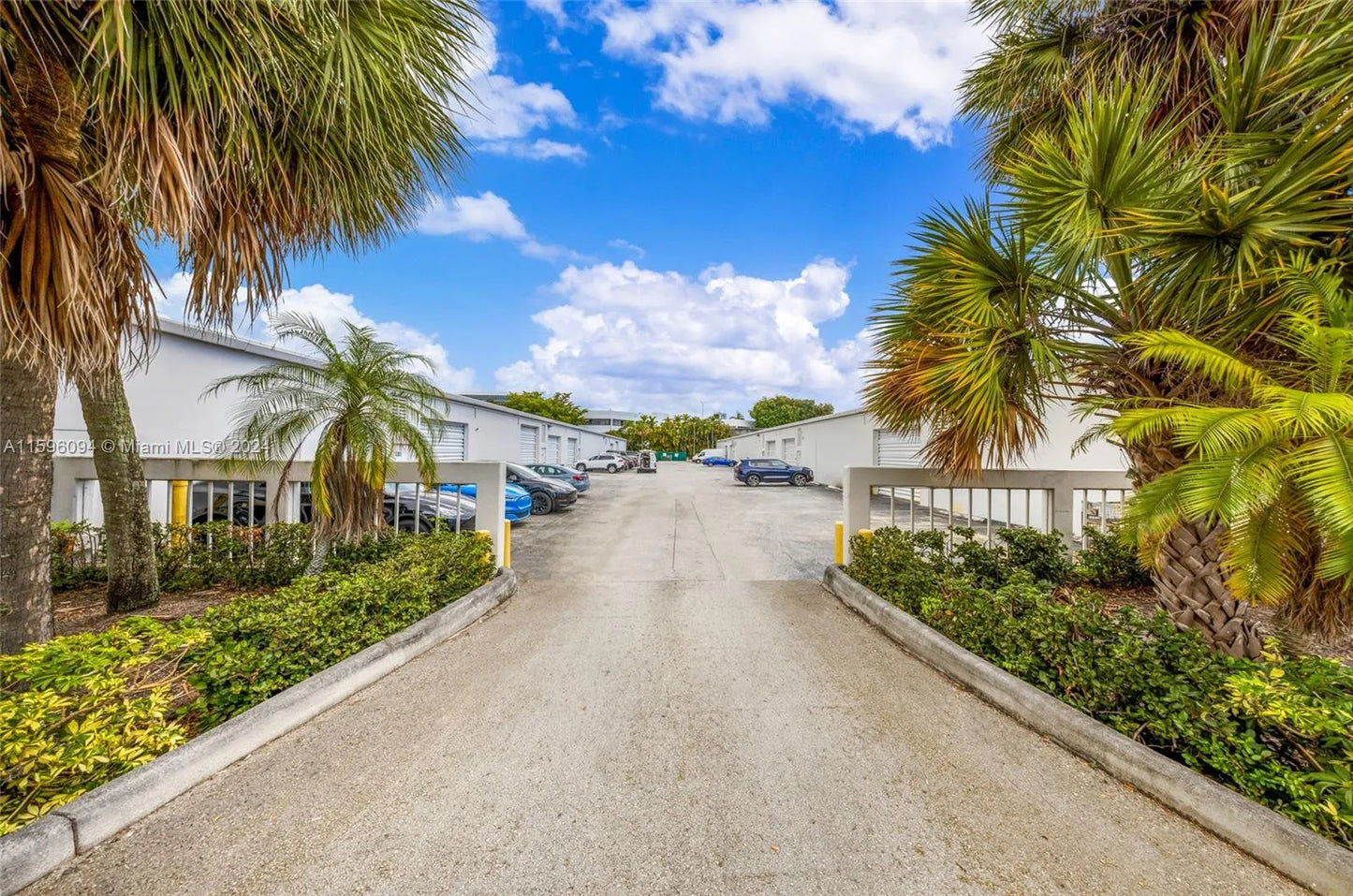 8125 NW 33rd St Unit 8125