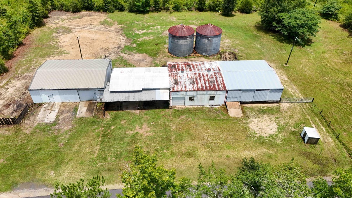3089-3095 Hoovers Ml Rd