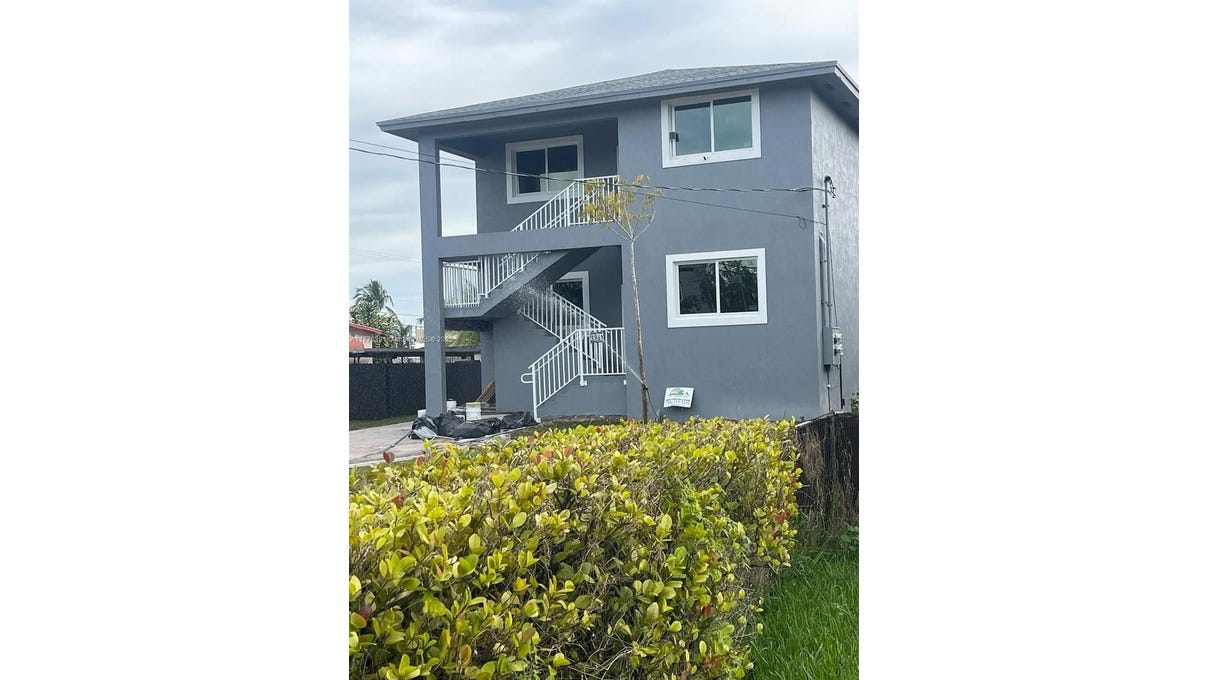 2059 NW 24th Ave