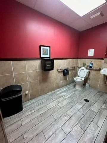 7800 Okeechobee Blvd