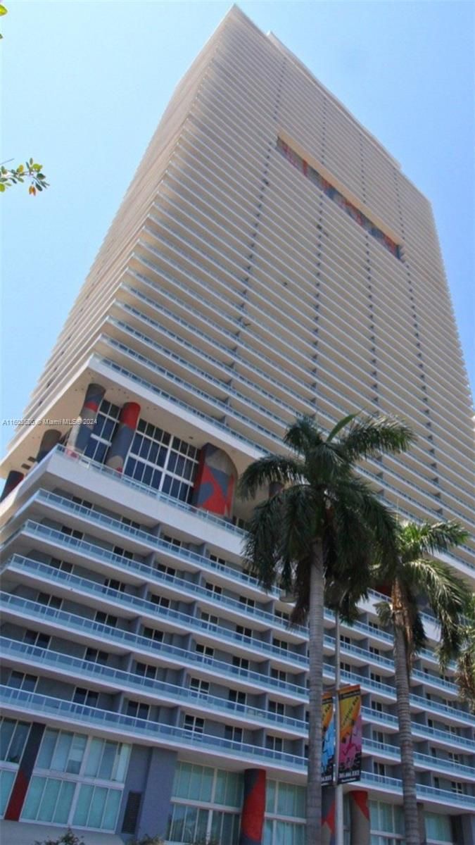 50 E Biscayne Blvd