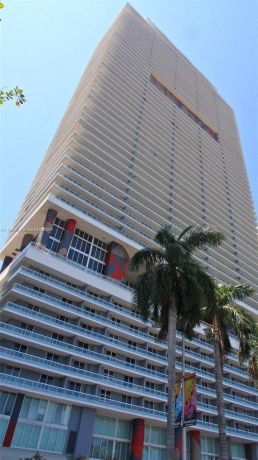 50 E Biscayne Blvd