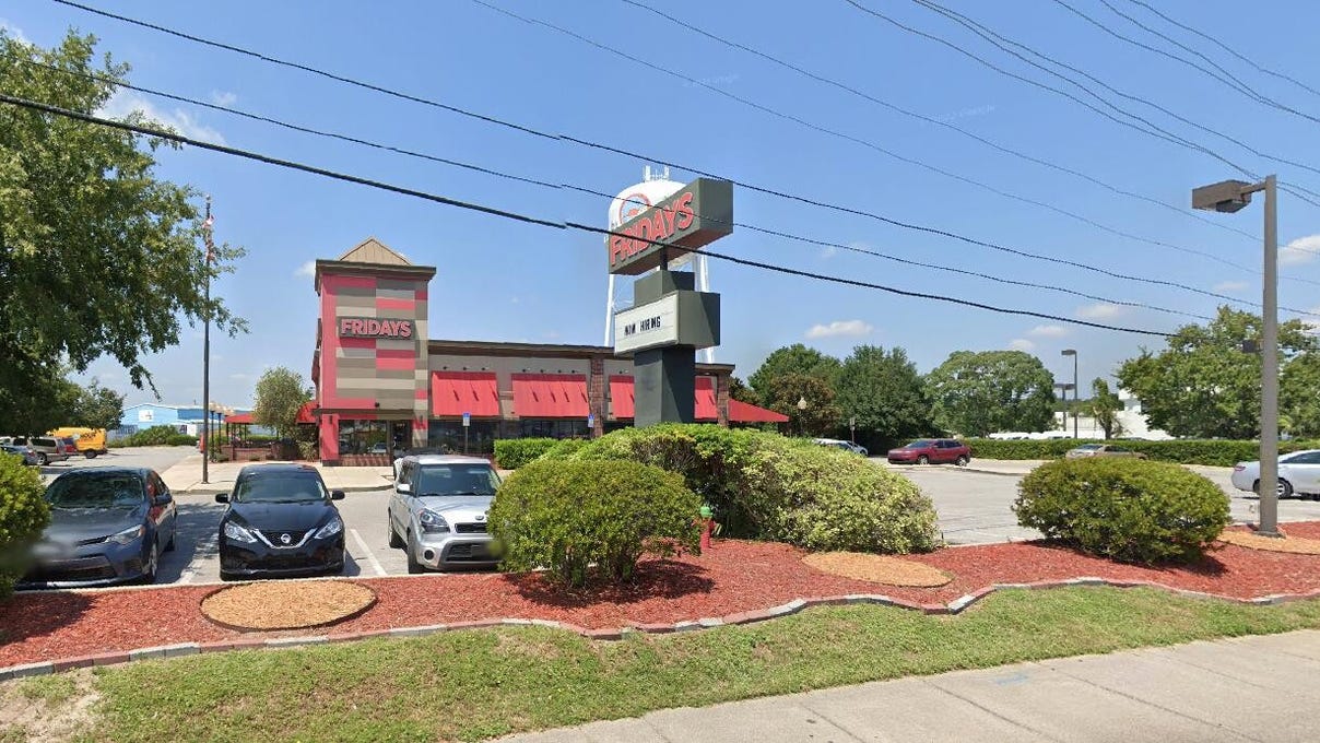 547 MARY ESTHER BLVD