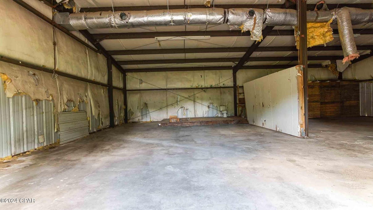 3089-3095 Hoovers Ml Rd