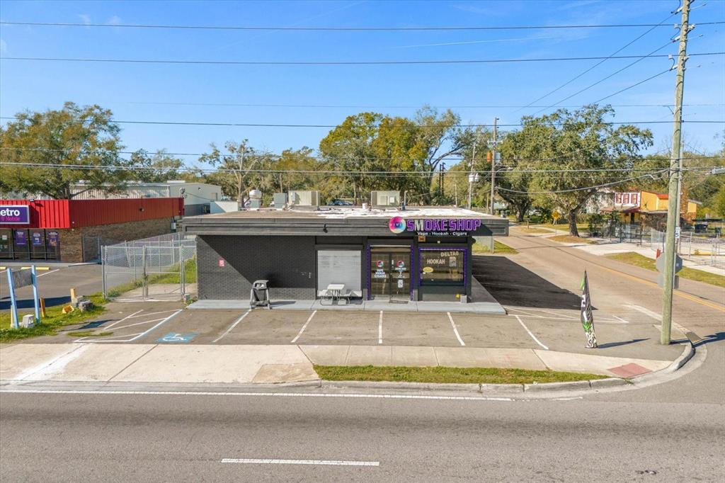 6906 Forest City Rd