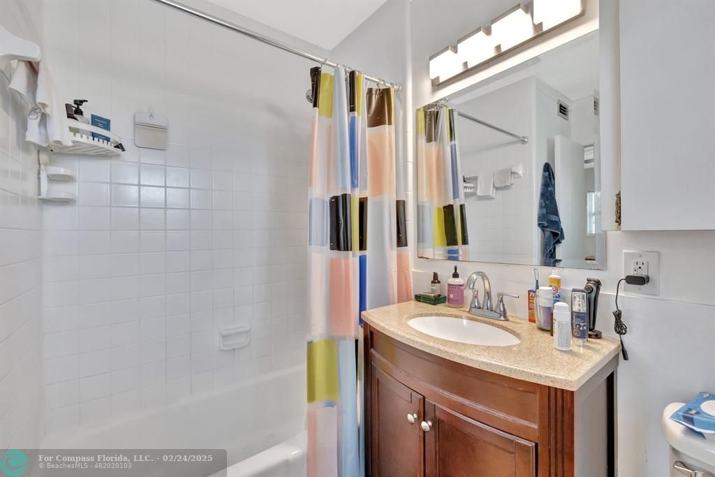 630 Northeast 37th St