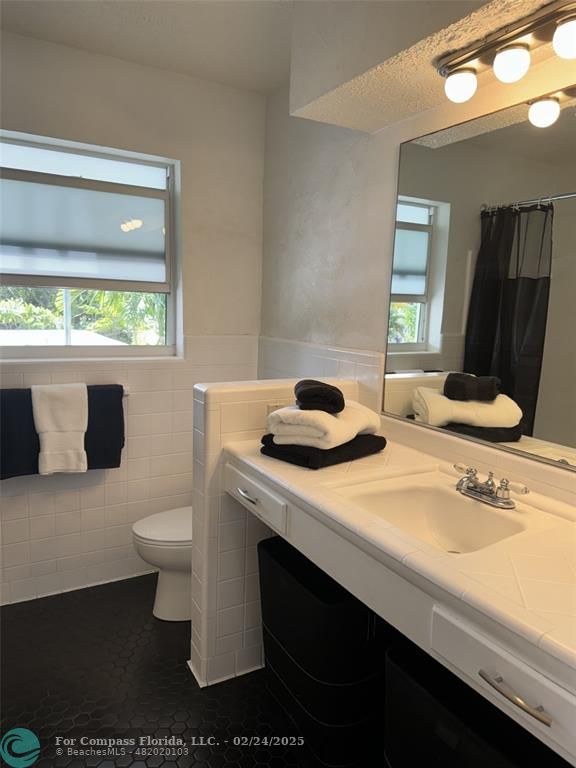 630 Northeast 37th St